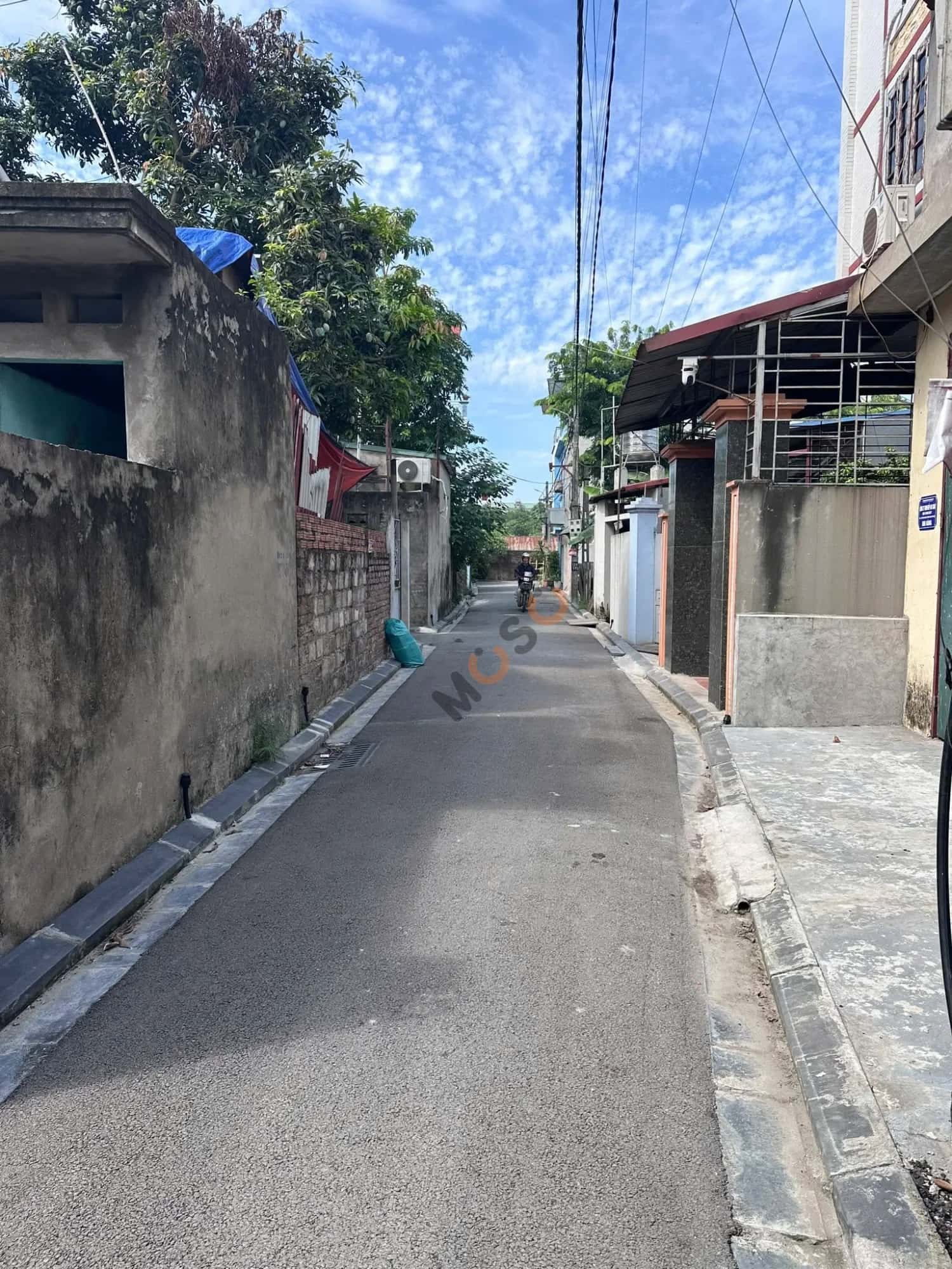 Bán nhà hẻm Thôn Trung Huyện Đông Anh, TP. Hà Nội – 2 phòng ngủ, giá 4.9 tỷ — Hình 3 Bán nhà hẻm Thôn Trung Huyện Đông Anh, TP. Hà Nội – 2 phòng ngủ, giá 4.9 tỷ — Hình 3