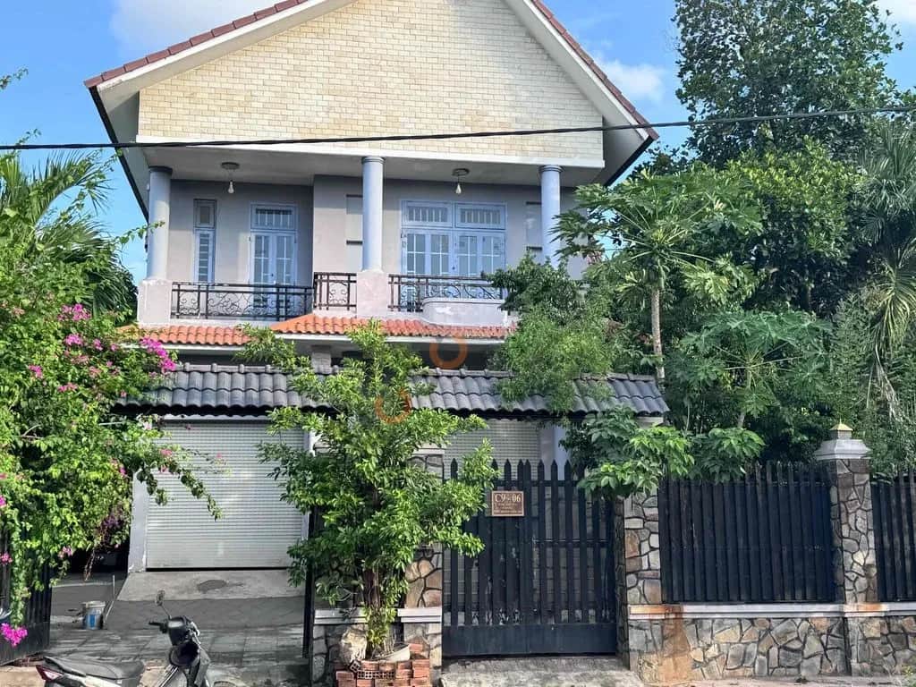Cho thuê nhà hẻm Huỳnh Tấn Phát Huyện Nhà Bè, TP.HCM – 4 phòng ngủ, giá 25 triệu Cho thuê nhà hẻm Huỳnh Tấn Phát Huyện Nhà Bè, TP.HCM – 4 phòng ngủ, giá 25 triệu