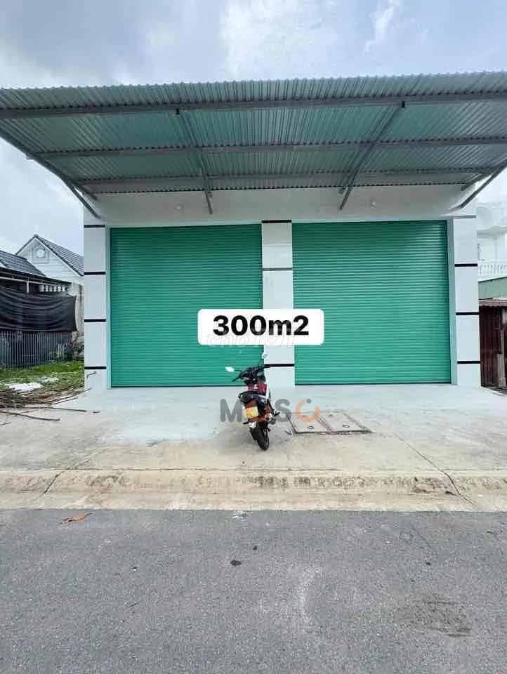 Cho thuê kho, nhà xưởng visip 2A Thị xã Tân Uyên, Ho Chi Minh – giá 18 triệu Cho thuê kho, nhà xưởng visip 2A Thị xã Tân Uyên, Ho Chi Minh – giá 18 triệu