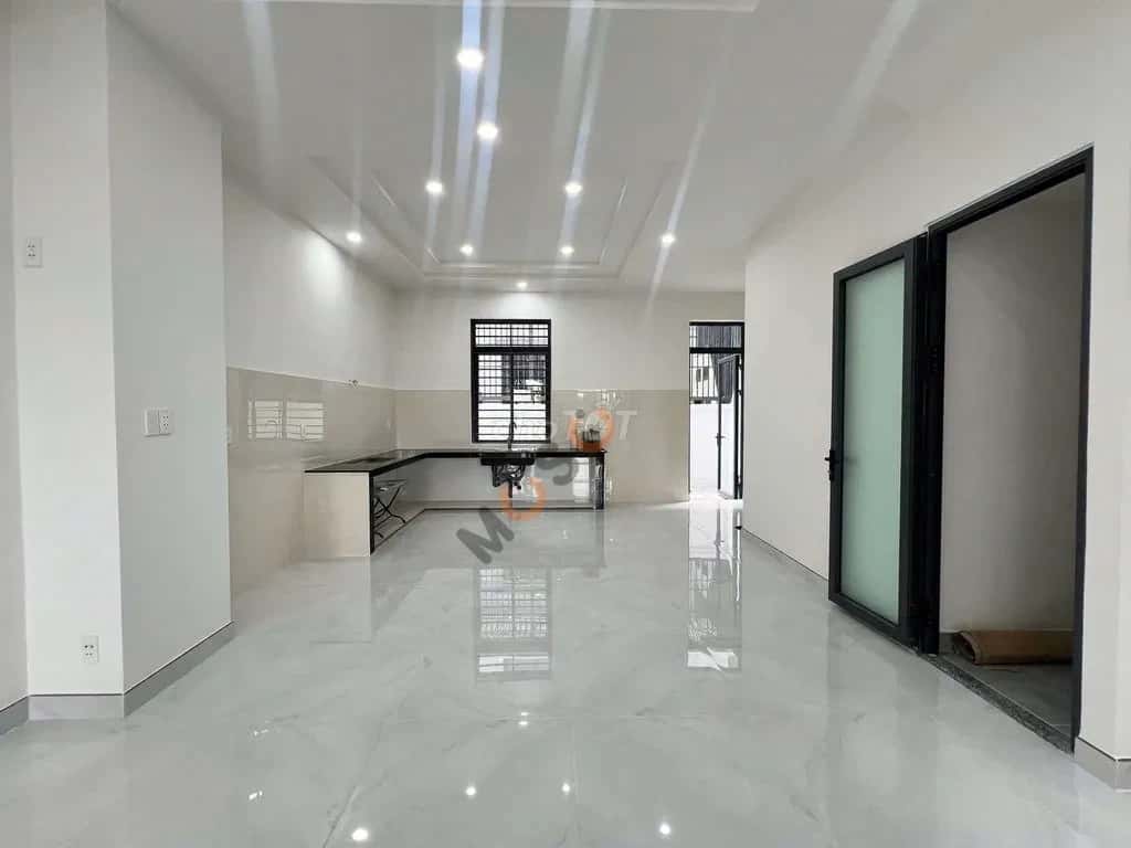 Cho thuê nhà hẻm Song Hành Quận 2 cũ, TP.HCM – 4 phòng ngủ, giá 30 triệu — Hình 2 Cho thuê nhà hẻm Song Hành Quận 2 cũ, TP.HCM – 4 phòng ngủ, giá 30 triệu — Hình 2