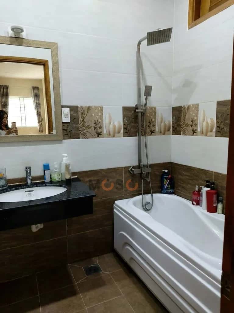 Cho thuê nhà mặt tiền Đường 44 Quận 7, TP.HCM – 4 phòng ngủ, giá 25 triệu — Hình 2 Cho thuê nhà mặt tiền Đường 44 Quận 7, TP.HCM – 4 phòng ngủ, giá 25 triệu — Hình 2