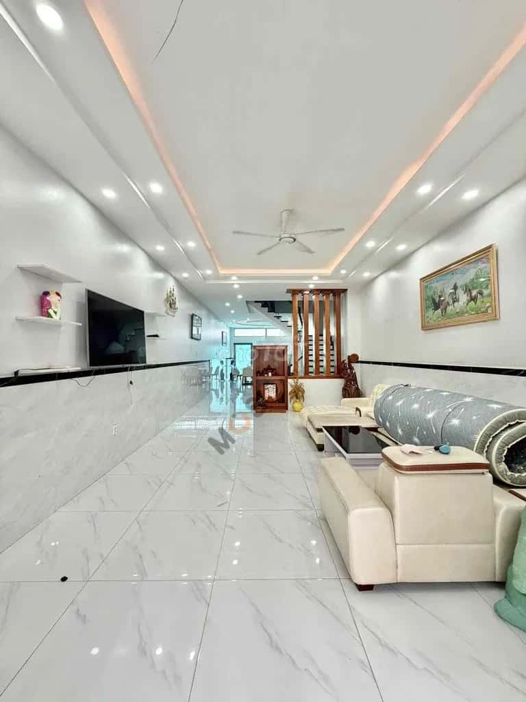 Cho thuê nhà mặt tiền Quận Bình Tân, Ho Chi Minh – 5 phòng ngủ, giá 22 triệu — Hình 2 Cho thuê nhà mặt tiền Quận Bình Tân, Ho Chi Minh – 5 phòng ngủ, giá 22 triệu — Hình 2
