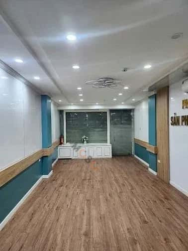 Cho thuê nhà mặt tiền Nguyễn Chánh Cầu Giấy, Hà Nội – giá 55 triệu — Hình 2 Cho thuê nhà mặt tiền Nguyễn Chánh Cầu Giấy, Hà Nội – giá 55 triệu — Hình 2