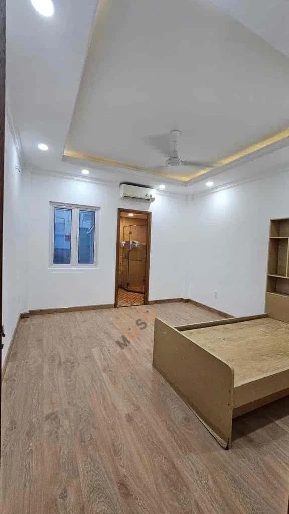 Cho thuê nhà hẻm Ba Tháng Hai Quận 10, TP.HCM – 5 phòng ngủ, giá 35 triệu — Hình 2 Cho thuê nhà hẻm Ba Tháng Hai Quận 10, TP.HCM – 5 phòng ngủ, giá 35 triệu — Hình 2