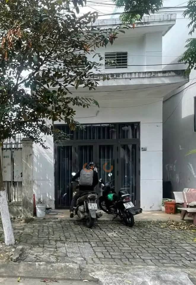 Bán nhà mặt tiền Hoàng Đạo Thúy Quận Cẩm Lệ, TP. Đà Nẵng – 3 phòng ngủ, giá 6.1 tỷ Bán nhà mặt tiền Hoàng Đạo Thúy Quận Cẩm Lệ, TP. Đà Nẵng – 3 phòng ngủ, giá 6.1 tỷ