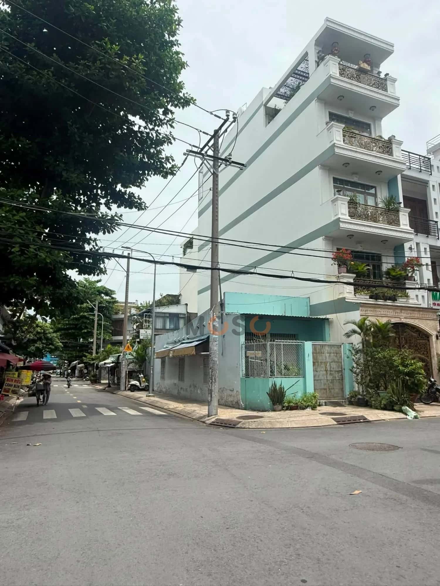 Bán nhà mặt tiền Lê Niệm Quận Tân Phú, TP.HCM – 1 phòng ngủ, giá 10 tỷ — Hình 2 Bán nhà mặt tiền Lê Niệm Quận Tân Phú, TP.HCM – 1 phòng ngủ, giá 10 tỷ — Hình 2