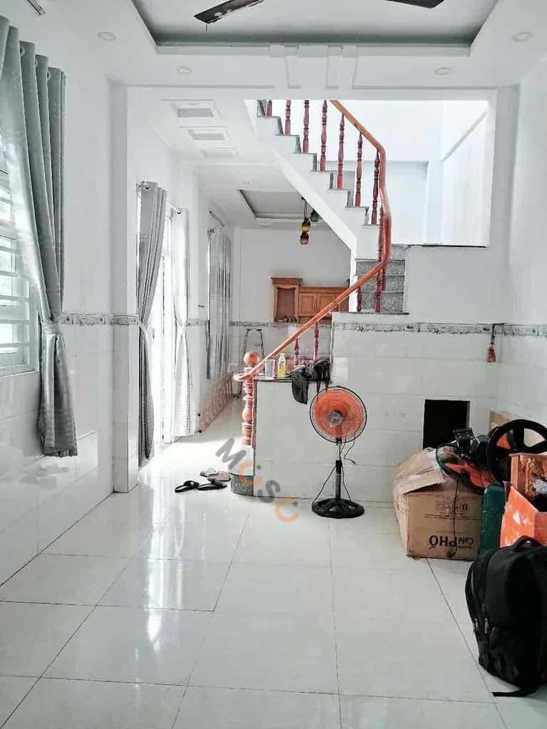 Cho thuê nhà mặt tiền Cầu vượt Tân Thới Hiệp Quận 12, TP.HCM – 2 phòng ngủ, giá 10 triệu — Hình 2 Cho thuê nhà mặt tiền Cầu vượt Tân Thới Hiệp Quận 12, TP.HCM – 2 phòng ngủ, giá 10 triệu — Hình 2
