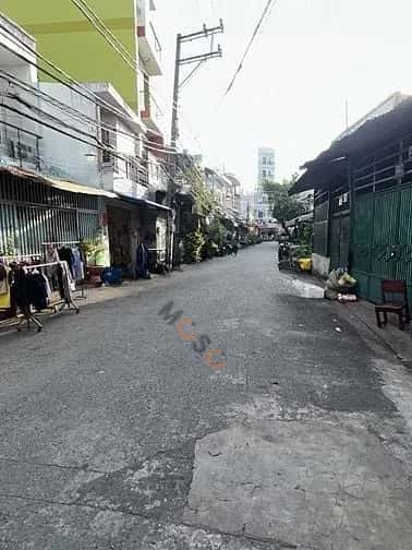 Cho thuê nhà hẻm Gò Xoài Bình Tân, TP.HCM – 4 phòng ngủ, giá 7.5 triệu — Hình 3 Cho thuê nhà hẻm Gò Xoài Bình Tân, TP.HCM – 4 phòng ngủ, giá 7.5 triệu — Hình 3