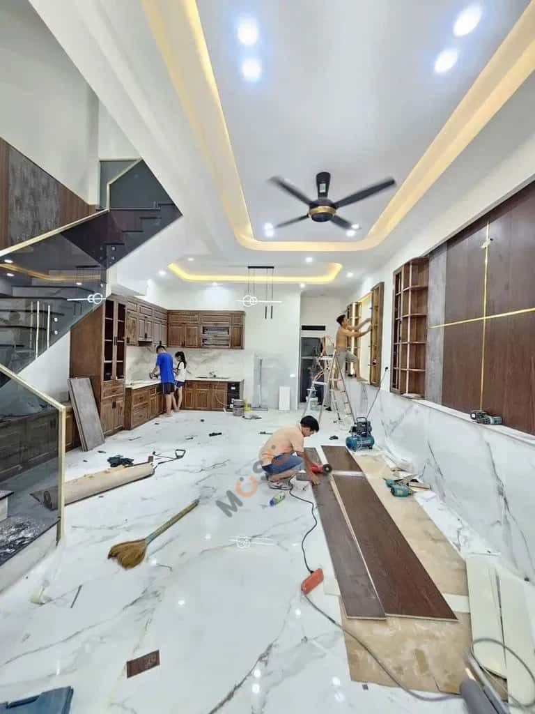 Bán nhà mặt tiền Nguyễn Đình Chiểu Dĩ An, TP.HCM – 4 phòng ngủ, giá 7.7 tỷ — Hình 3 Bán nhà mặt tiền Nguyễn Đình Chiểu Dĩ An, TP.HCM – 4 phòng ngủ, giá 7.7 tỷ — Hình 3