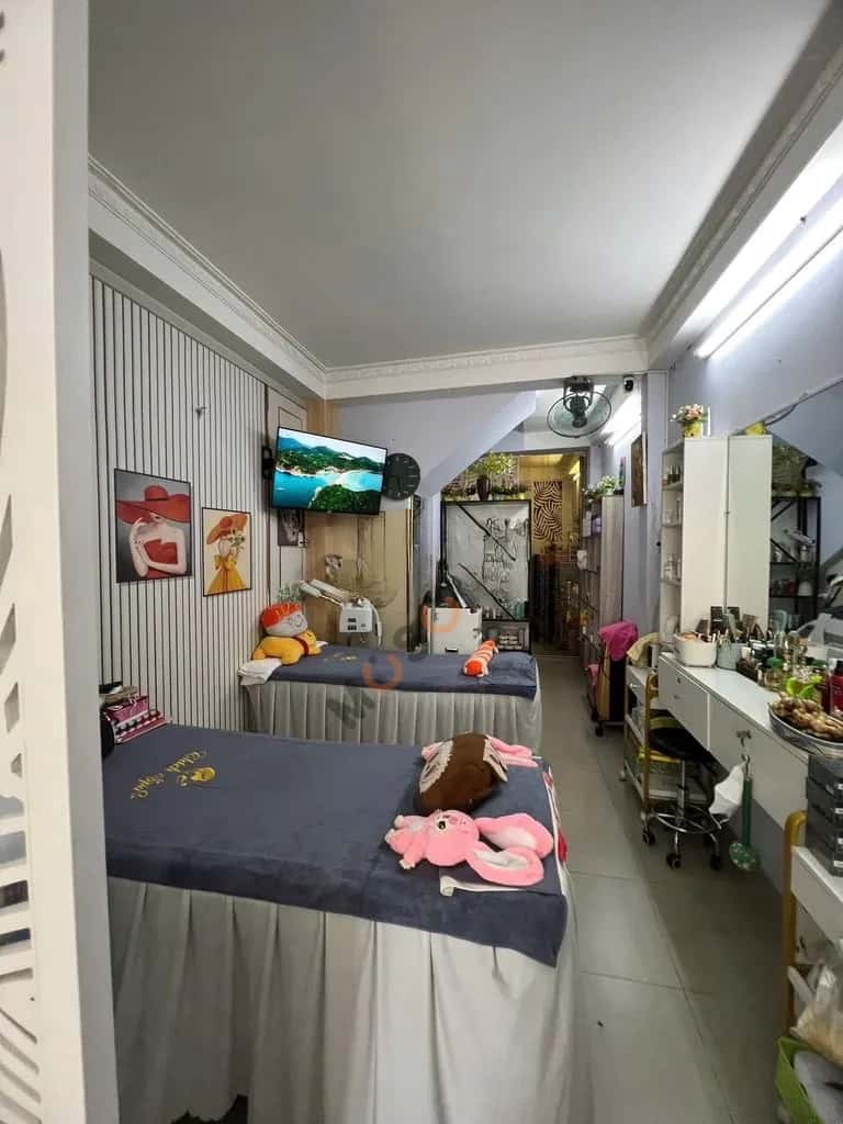 Cho thuê nhà mặt tiền Bà Hạt Quận 10, TP.HCM – 4 phòng ngủ, giá 25 triệu — Hình 2 Cho thuê nhà mặt tiền Bà Hạt Quận 10, TP.HCM – 4 phòng ngủ, giá 25 triệu — Hình 2