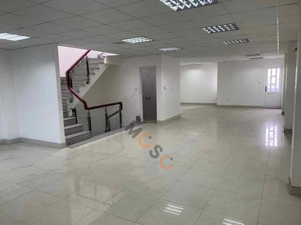 Cho thuê văn phòng Đường số 40 Quận 7, TP.HCM – 5 phòng ngủ, giá 45 triệu — Hình 2 Cho thuê văn phòng Đường số 40 Quận 7, TP.HCM – 5 phòng ngủ, giá 45 triệu — Hình 2