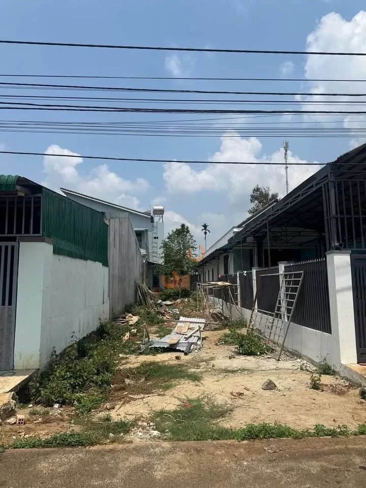 Bán đất đường Nguyễn Xuân Nguyên Thành phố Buôn Ma Thuột, Đắk Lắk – giá 2.2 tỷ Bán đất đường Nguyễn Xuân Nguyên Thành phố Buôn Ma Thuột, Đắk Lắk – giá 2.2 tỷ