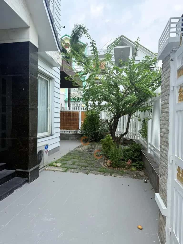 Cho thuê nhà hẻm Đường Nguyễn Văn Linh Bình Chánh, TP.HCM – 5 phòng ngủ, giá 60 triệu — Hình 2 Cho thuê nhà hẻm Đường Nguyễn Văn Linh Bình Chánh, TP.HCM – 5 phòng ngủ, giá 60 triệu — Hình 2