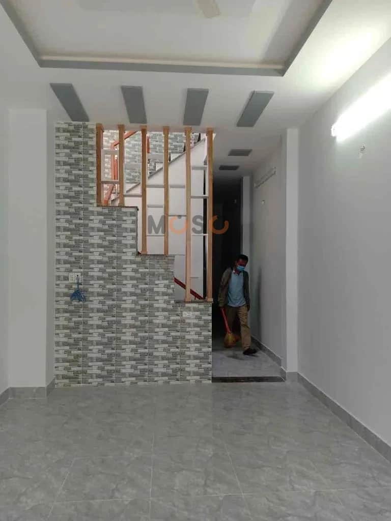 Cho thuê nhà mặt tiền ấp Hậu Lân Huyện Hóc Môn, TP.HCM – 2 phòng ngủ, giá 9 triệu Cho thuê nhà mặt tiền ấp Hậu Lân Huyện Hóc Môn, TP.HCM – 2 phòng ngủ, giá 9 triệu