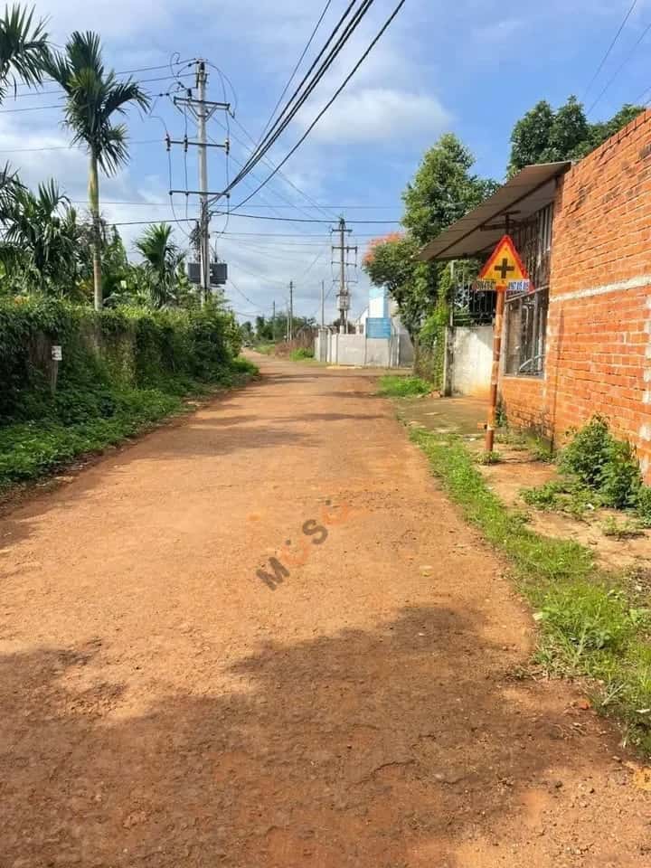 Bán đất Hẻm 19B Thành phố Buôn Ma Thuột, Đắk Lắk – giá 750 triệu — Hình 2 Bán đất Hẻm 19B Thành phố Buôn Ma Thuột, Đắk Lắk – giá 750 triệu — Hình 2