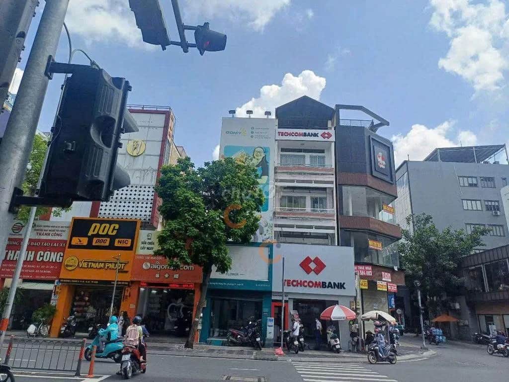 Bán nhà mặt tiền Ba Tháng Hai Quận 10, TP.HCM – 5 phòng ngủ, giá 48 tỷ Bán nhà mặt tiền Ba Tháng Hai Quận 10, TP.HCM – 5 phòng ngủ, giá 48 tỷ