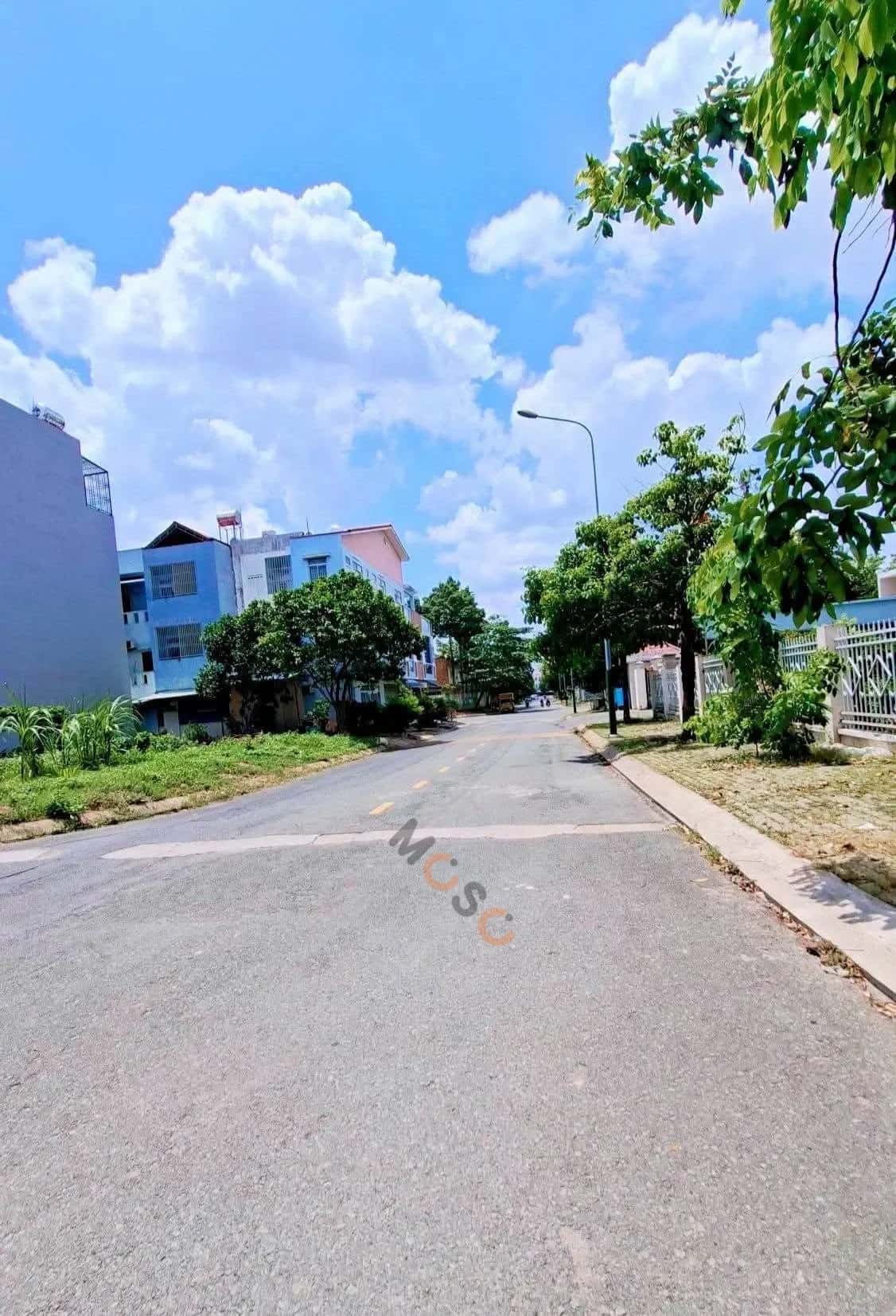 Bán đất đường số 3 Thành phố Dĩ An, Bình Dương – giá 8.5 tỷ — Hình 3 Bán đất đường số 3 Thành phố Dĩ An, Bình Dương – giá 8.5 tỷ — Hình 3