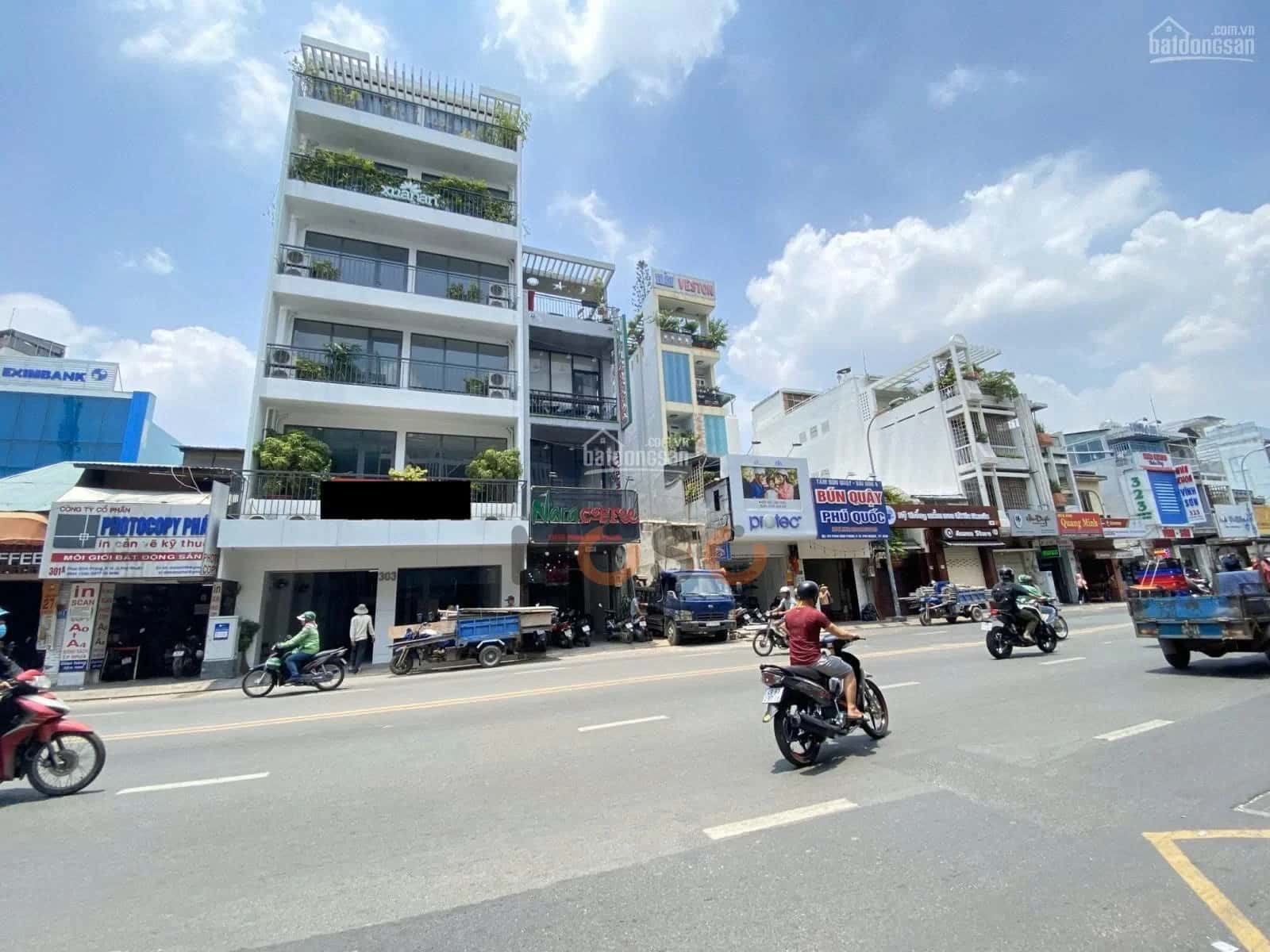 Cho thuê nhà mặt tiền Phan Đình Phùng Quận Phú Nhuận, TP.HCM – 1 phòng ngủ, giá 150 triệu — Hình 2 Cho thuê nhà mặt tiền Phan Đình Phùng Quận Phú Nhuận, TP.HCM – 1 phòng ngủ, giá 150 triệu — Hình 2