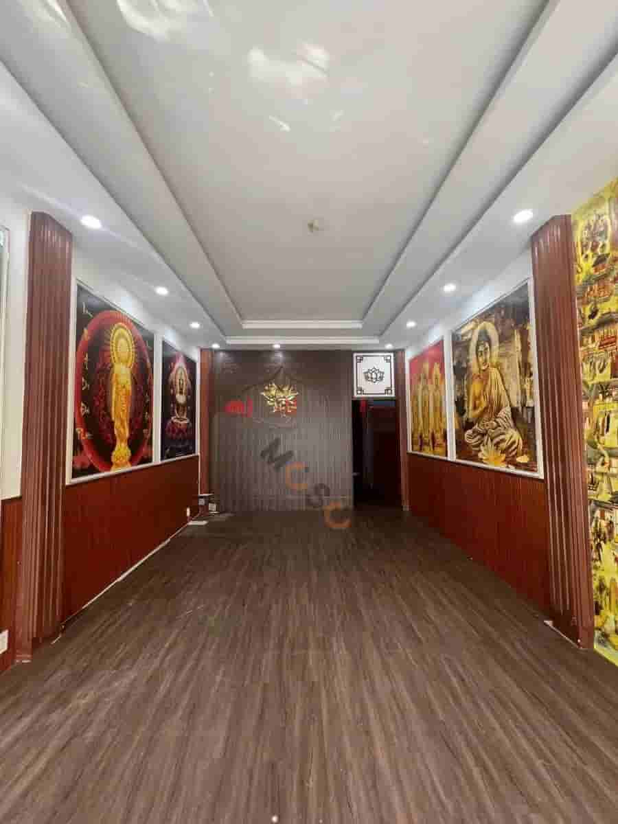 Image Image