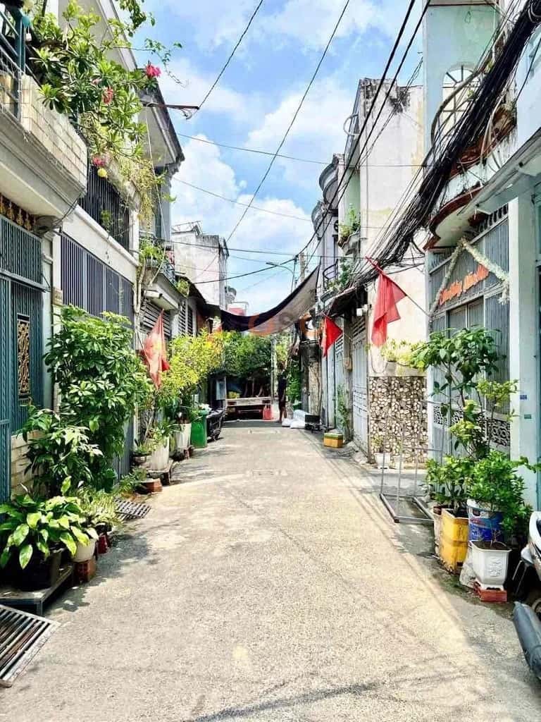 Bán nhà hẻm đường số 9 Quận Gò Vấp, TP.HCM – 3 phòng ngủ, giá 6.6 tỷ — Hình 2 Bán nhà hẻm đường số 9 Quận Gò Vấp, TP.HCM – 3 phòng ngủ, giá 6.6 tỷ — Hình 2
