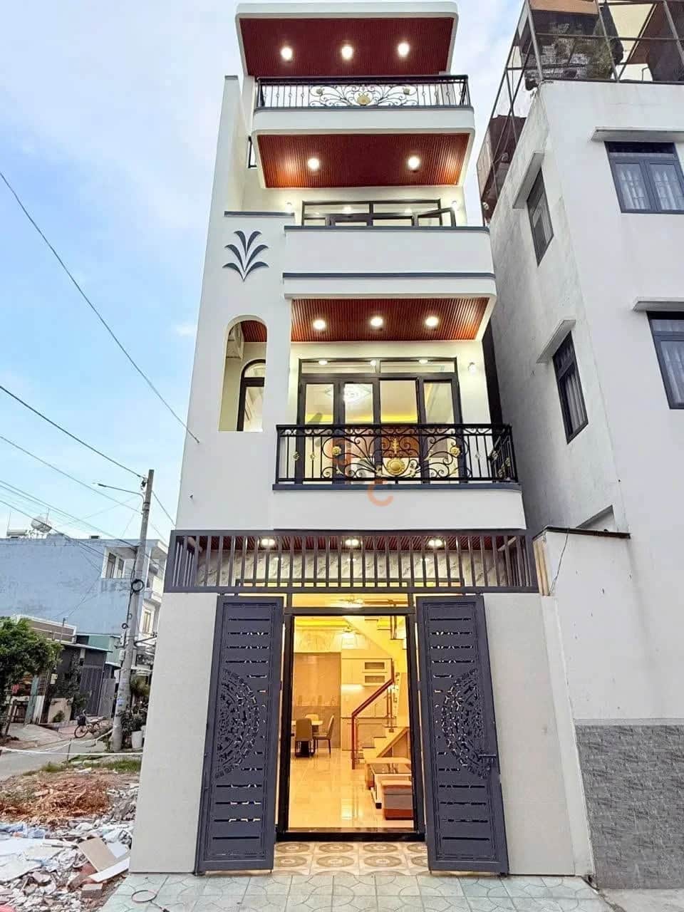 Bán nhà hẻm Ngô Chí Quốc Thành phố Thủ Đức, TP.HCM – 4 phòng ngủ, giá 5.8 tỷ Bán nhà hẻm Ngô Chí Quốc Thành phố Thủ Đức, TP.HCM – 4 phòng ngủ, giá 5.8 tỷ