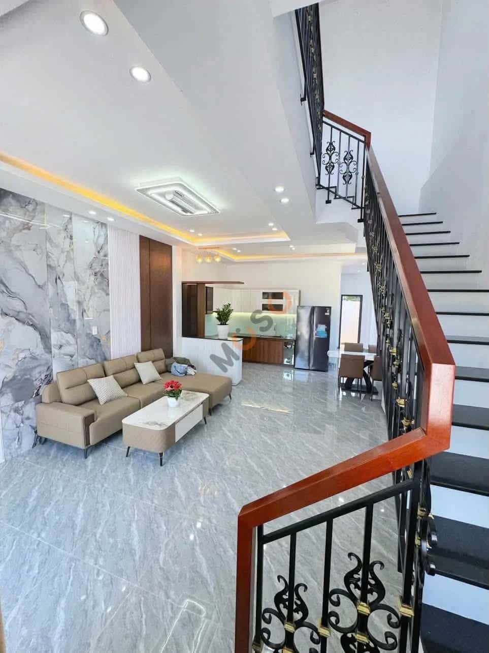 Bán nhà mặt tiền Hương Lộ 45, Thôn 2 Huyện Diên Khánh, Khánh Hòa – 3 phòng ngủ, giá 2.8 tỷ — Hình 2 Bán nhà mặt tiền Hương Lộ 45, Thôn 2 Huyện Diên Khánh, Khánh Hòa – 3 phòng ngủ, giá 2.8 tỷ — Hình 2