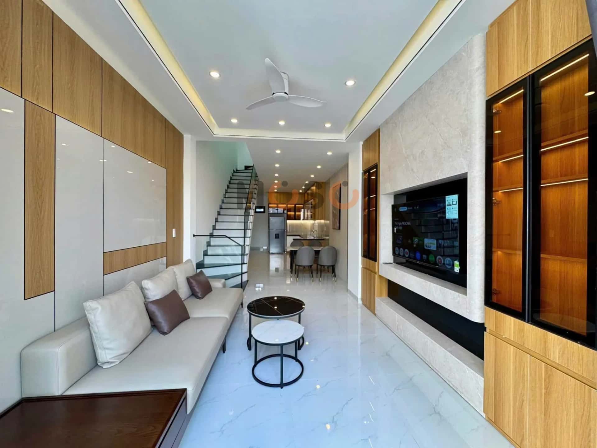 Bán nhà hẻm Huỳnh Ngọc Huệ Quận Thanh Khê, TP. Đà Nẵng – 3 phòng ngủ, giá 4.8 tỷ — Hình 2 Bán nhà hẻm Huỳnh Ngọc Huệ Quận Thanh Khê, TP. Đà Nẵng – 3 phòng ngủ, giá 4.8 tỷ — Hình 2