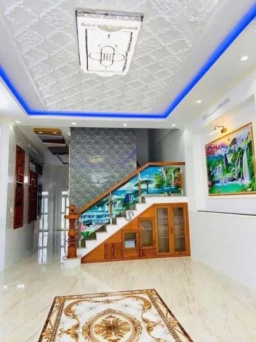 Bán nhà mặt tiền Trần Bạch Đằng Quận Ninh Kiều, TP. Cần Thơ – 5 phòng ngủ, giá 11.9 tỷ — Hình 2 Bán nhà mặt tiền Trần Bạch Đằng Quận Ninh Kiều, TP. Cần Thơ – 5 phòng ngủ, giá 11.9 tỷ — Hình 2