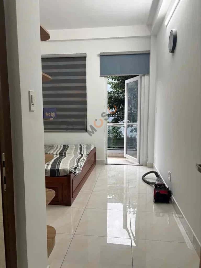 Cho thuê nhà mặt tiền Đường Số 11 Quận 9 cũ, TP.HCM – 3 phòng ngủ, giá 15 triệu — Hình 2 Cho thuê nhà mặt tiền Đường Số 11 Quận 9 cũ, TP.HCM – 3 phòng ngủ, giá 15 triệu — Hình 2