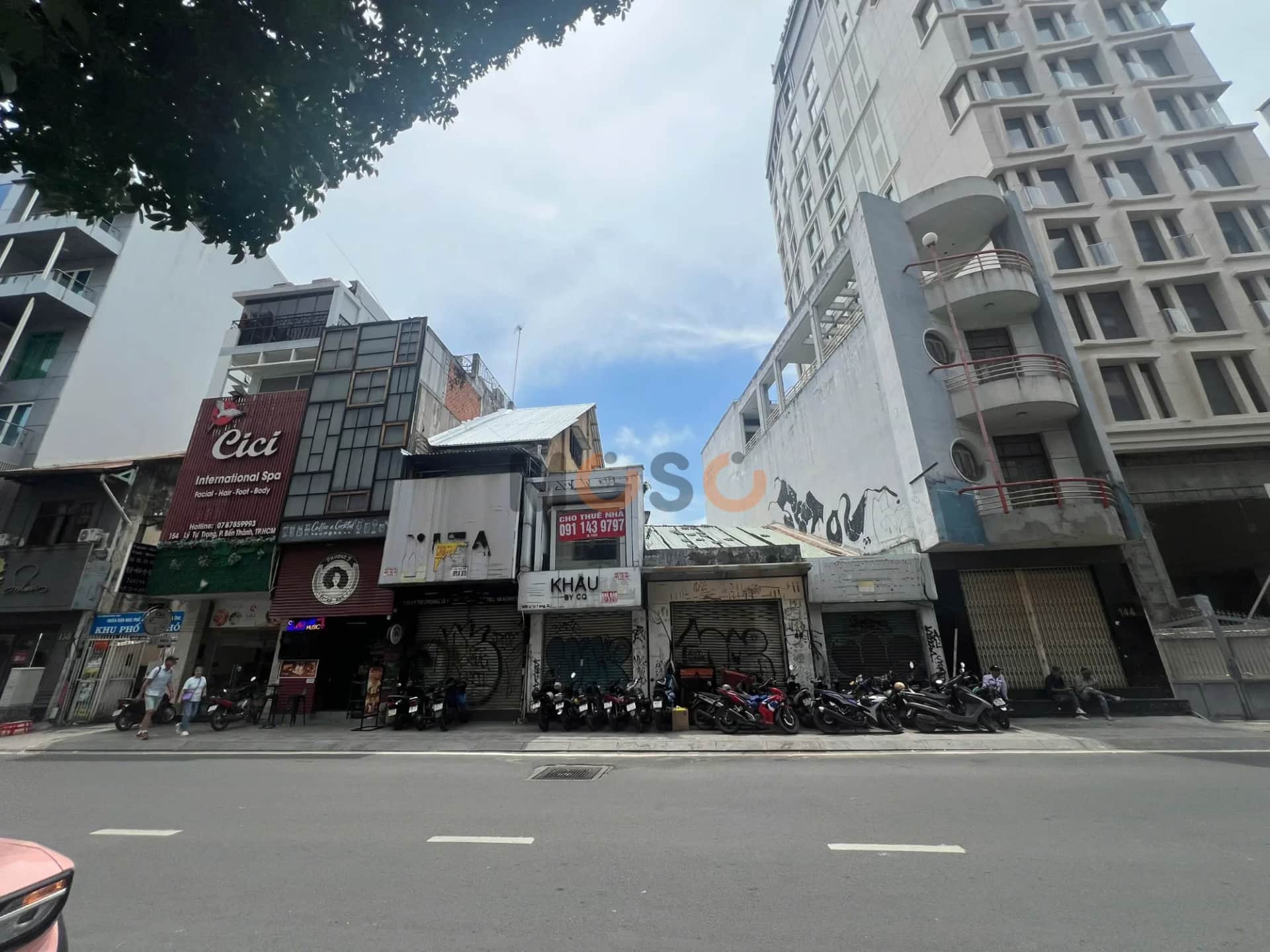 Cho thuê nhà mặt tiền Lý Tự Trọng Quận 1, TP.HCM – 1 phòng ngủ, giá 200 triệu Cho thuê nhà mặt tiền Lý Tự Trọng Quận 1, TP.HCM – 1 phòng ngủ, giá 200 triệu