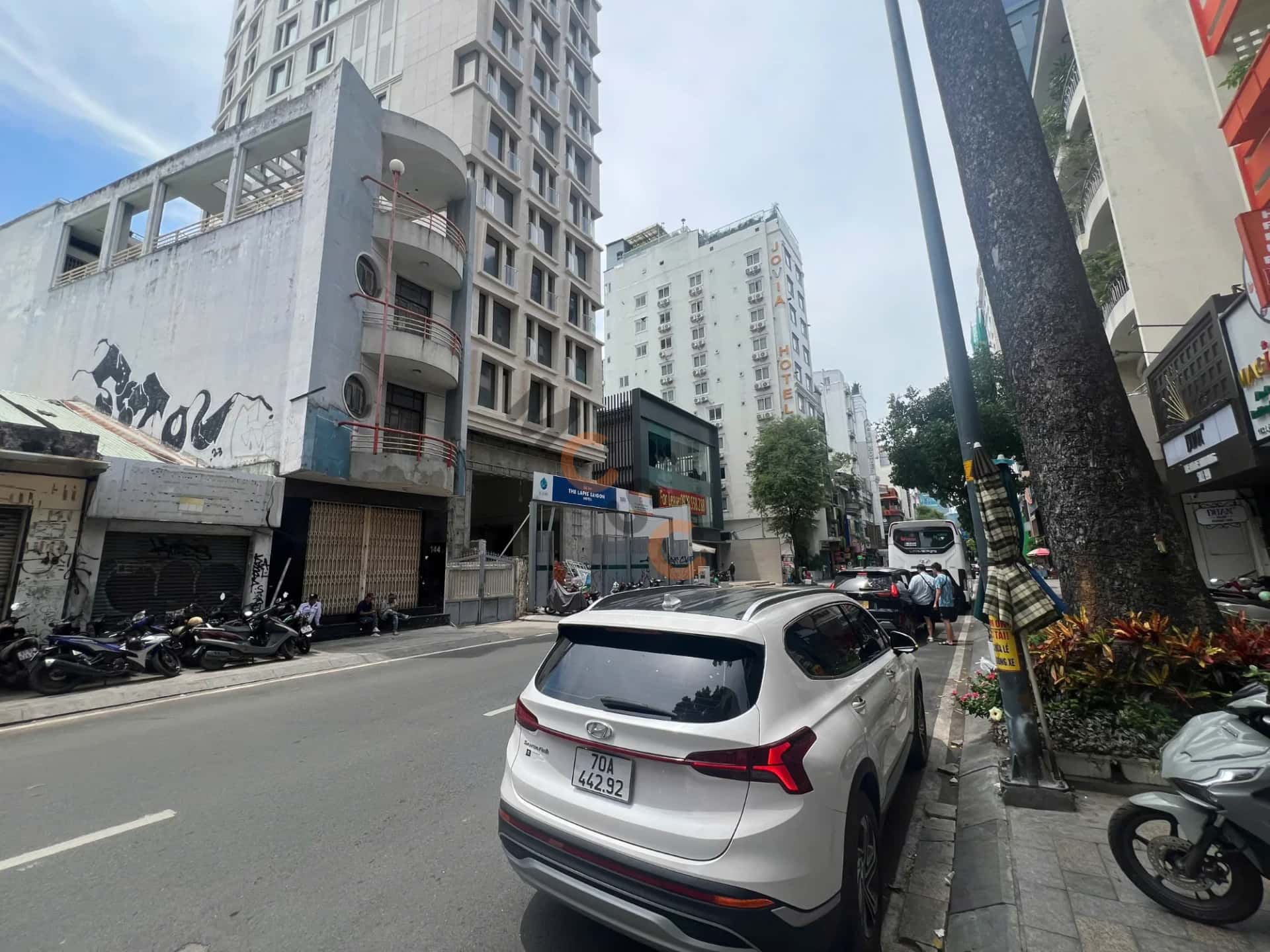 Cho thuê nhà mặt tiền Lý Tự Trọng Quận 1, TP.HCM – 1 phòng ngủ, giá 200 triệu — Hình 3 Cho thuê nhà mặt tiền Lý Tự Trọng Quận 1, TP.HCM – 1 phòng ngủ, giá 200 triệu — Hình 3