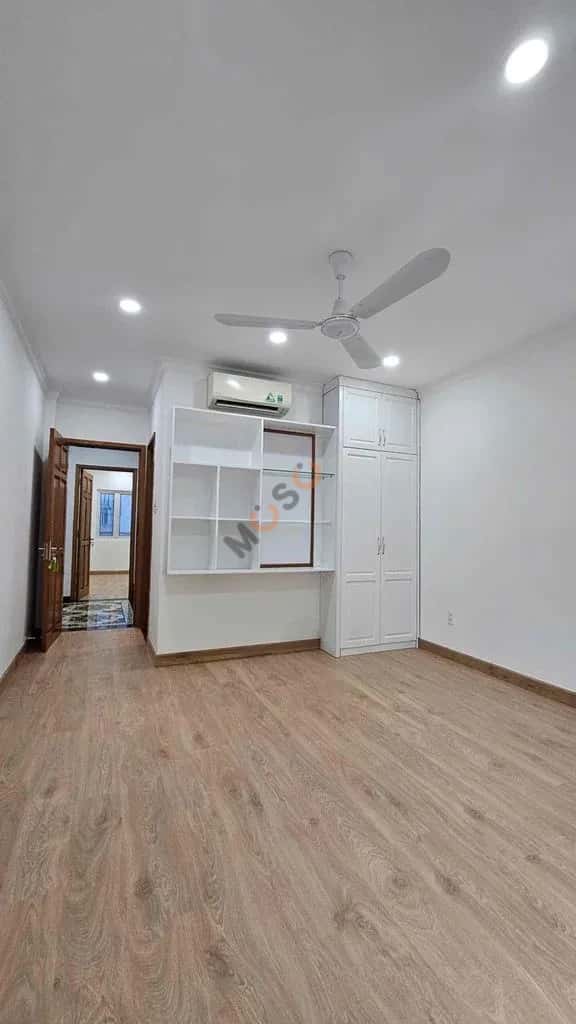 Cho thuê nhà hẻm Đường 3 Tháng 2 Quận 10, TP.HCM – 5 phòng ngủ, giá 35 triệu — Hình 3 Cho thuê nhà hẻm Đường 3 Tháng 2 Quận 10, TP.HCM – 5 phòng ngủ, giá 35 triệu — Hình 3