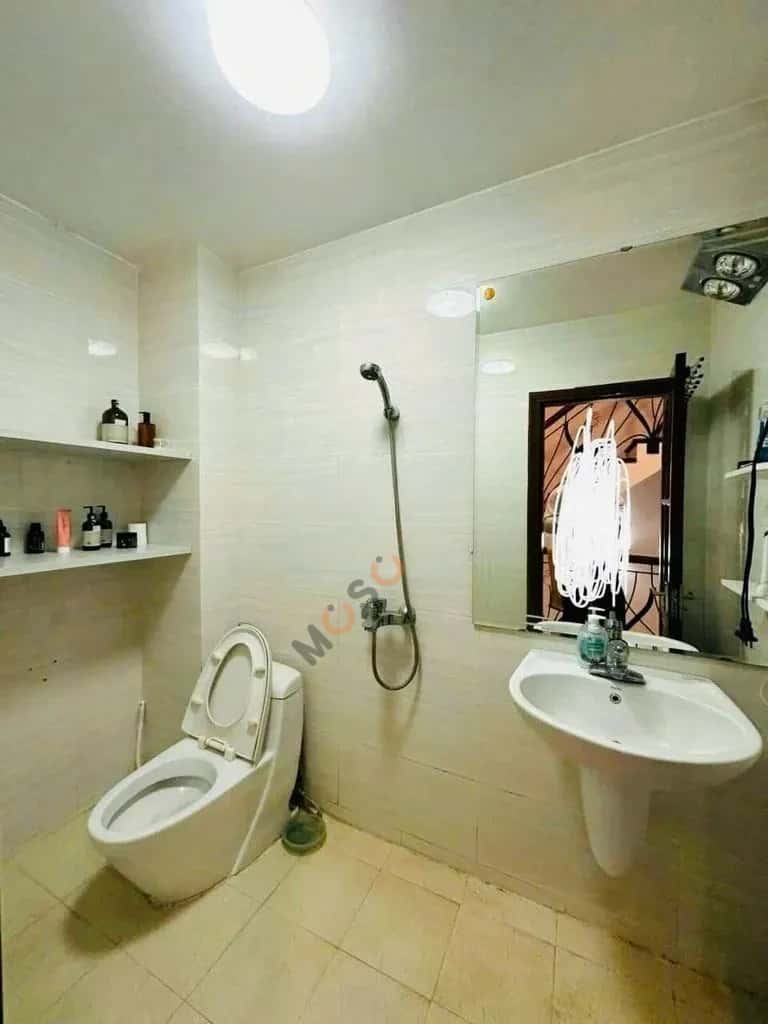 Cho thuê nhà hẻm Phố Thái Hà Đống Đa, Hà Nội – 3 phòng ngủ, giá 11 triệu — Hình 2 Cho thuê nhà hẻm Phố Thái Hà Đống Đa, Hà Nội – 3 phòng ngủ, giá 11 triệu — Hình 2