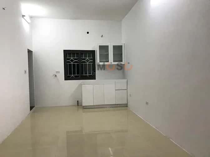 Cho thuê căn hộ chung cư Phố Trần Phú Hoàn Kiếm, Hà Nội – 1 phòng ngủ, giá 4.5 triệu — Hình 2 Cho thuê căn hộ chung cư Phố Trần Phú Hoàn Kiếm, Hà Nội – 1 phòng ngủ, giá 4.5 triệu — Hình 2