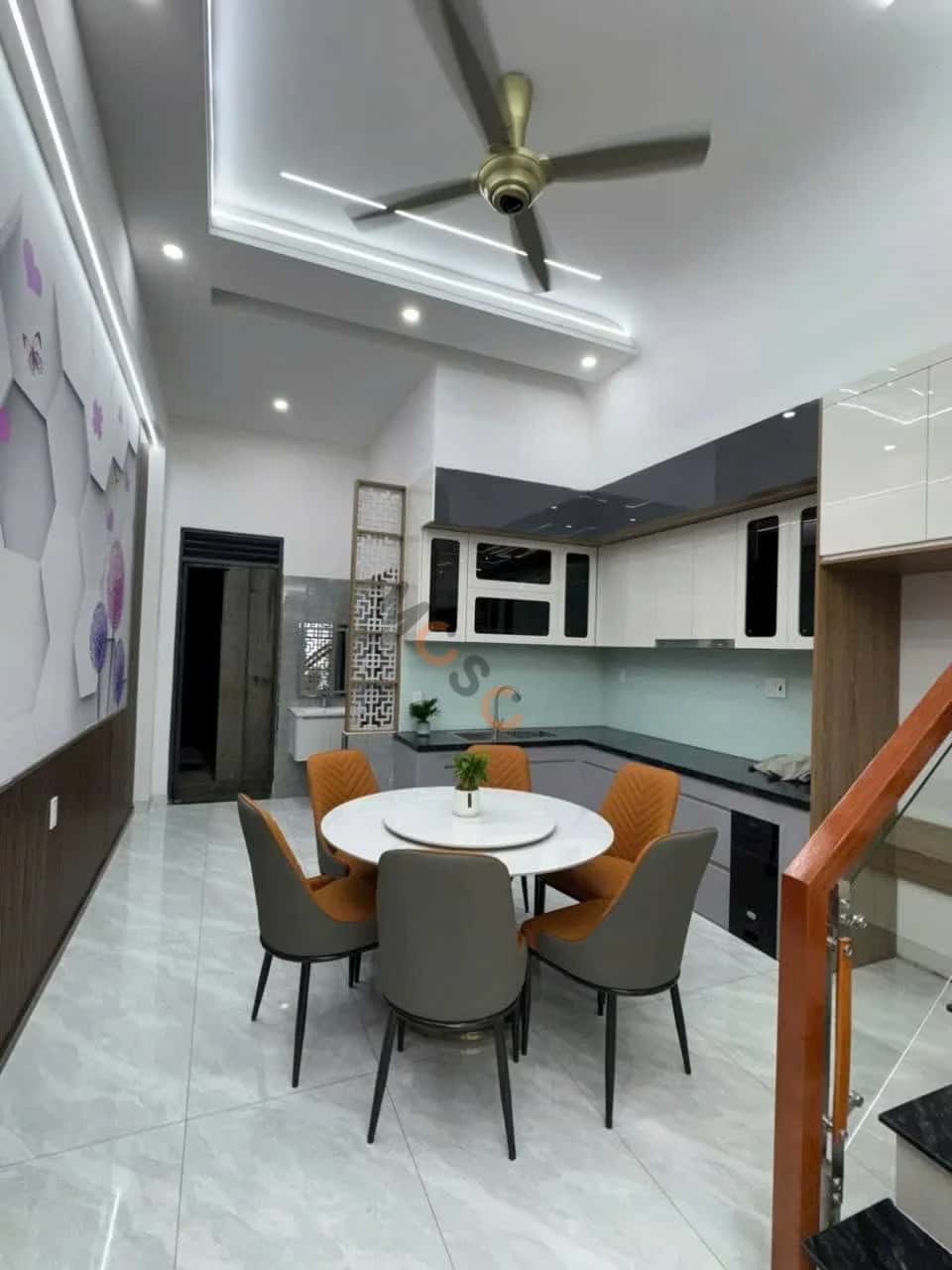 Bán nhà mặt tiền đường D1, kdc ICON CENTRAL Thành phố Dĩ An, Bình Dương – 4 phòng ngủ, giá 5.6 tỷ — Hình 3 Bán nhà mặt tiền đường D1, kdc ICON CENTRAL Thành phố Dĩ An, Bình Dương – 4 phòng ngủ, giá 5.6 tỷ — Hình 3
