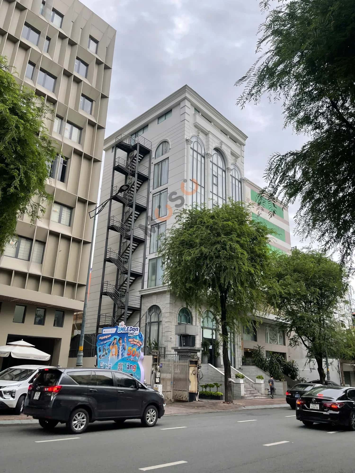 Cho thuê nhà mặt tiền Trương Định Quận 3, TP.HCM – 1 phòng ngủ, giá 200 triệu — Hình 2 Cho thuê nhà mặt tiền Trương Định Quận 3, TP.HCM – 1 phòng ngủ, giá 200 triệu — Hình 2