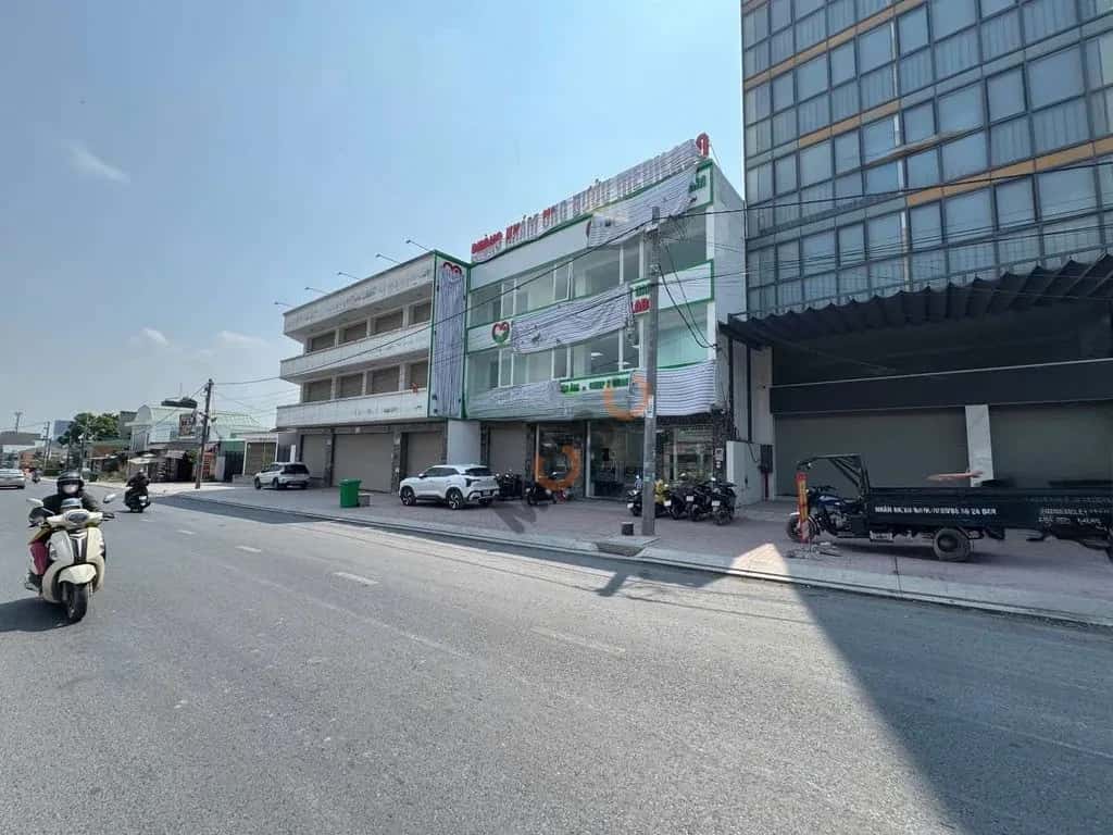 Cho thuê văn phòng Hoàng Hữu Nam Quận 9 cũ, TP.HCM – giá 100 triệu — Hình 3 Cho thuê văn phòng Hoàng Hữu Nam Quận 9 cũ, TP.HCM – giá 100 triệu — Hình 3
