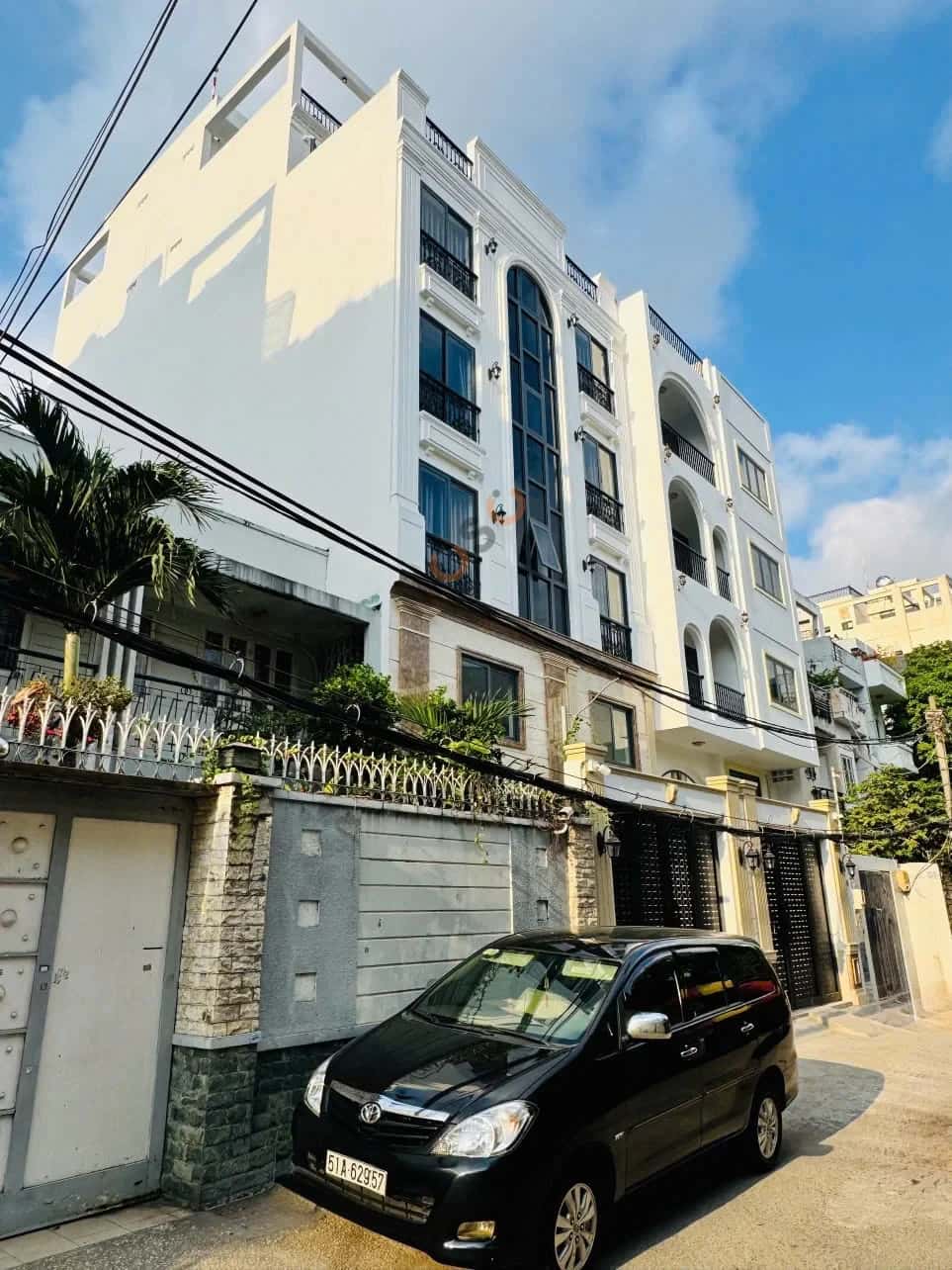 Bán nhà hẻm Lê Quang Định Quận Bình Thạnh, TP.HCM – 28 phòng ngủ, giá 45.5 tỷ — Hình 2 Bán nhà hẻm Lê Quang Định Quận Bình Thạnh, TP.HCM – 28 phòng ngủ, giá 45.5 tỷ — Hình 2