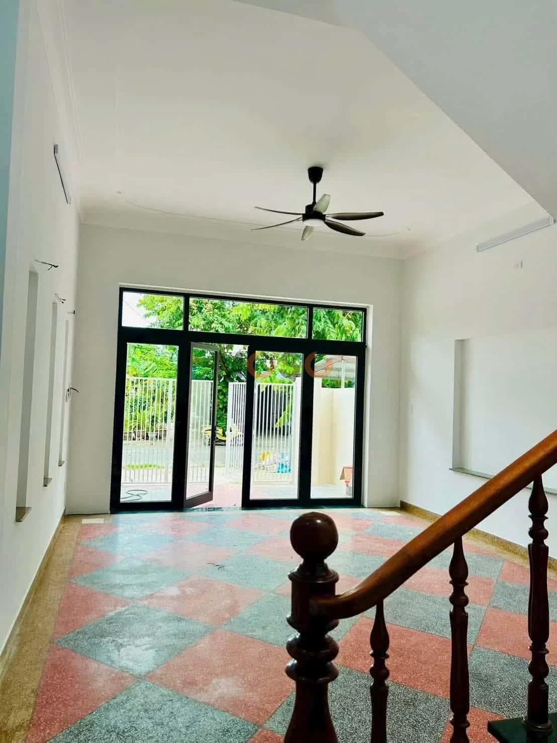 Bán nhà mặt tiền Lê Đình Chinh Quận Ngũ Hành Sơn, TP. Đà Nẵng – 3 phòng ngủ, giá 5.2 tỷ — Hình 2 Bán nhà mặt tiền Lê Đình Chinh Quận Ngũ Hành Sơn, TP. Đà Nẵng – 3 phòng ngủ, giá 5.2 tỷ — Hình 2