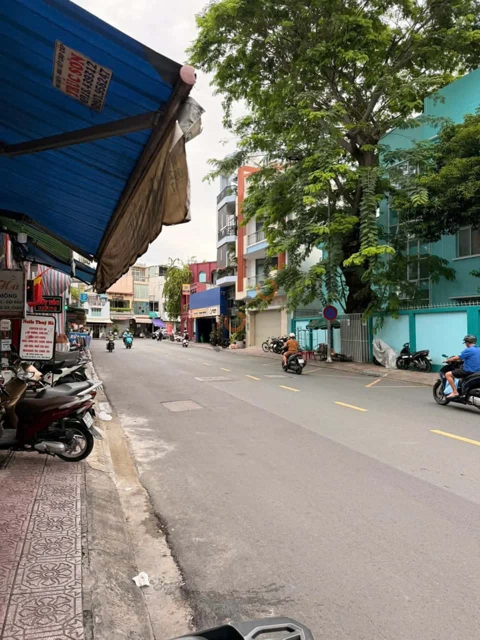 Bán nhà mặt tiền Lê Bình Quận Tân Bình, TP.HCM – 2 phòng ngủ, giá 9.4 tỷ — Hình 2 Bán nhà mặt tiền Lê Bình Quận Tân Bình, TP.HCM – 2 phòng ngủ, giá 9.4 tỷ — Hình 2