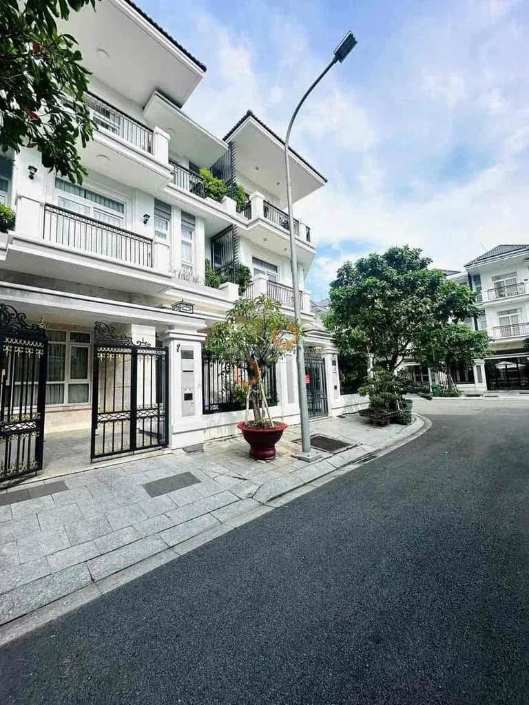 Cho thuê nhà mặt tiền Đường Số 19 Quận 7, TP.HCM – 5 phòng ngủ, giá 58 triệu Cho thuê nhà mặt tiền Đường Số 19 Quận 7, TP.HCM – 5 phòng ngủ, giá 58 triệu
