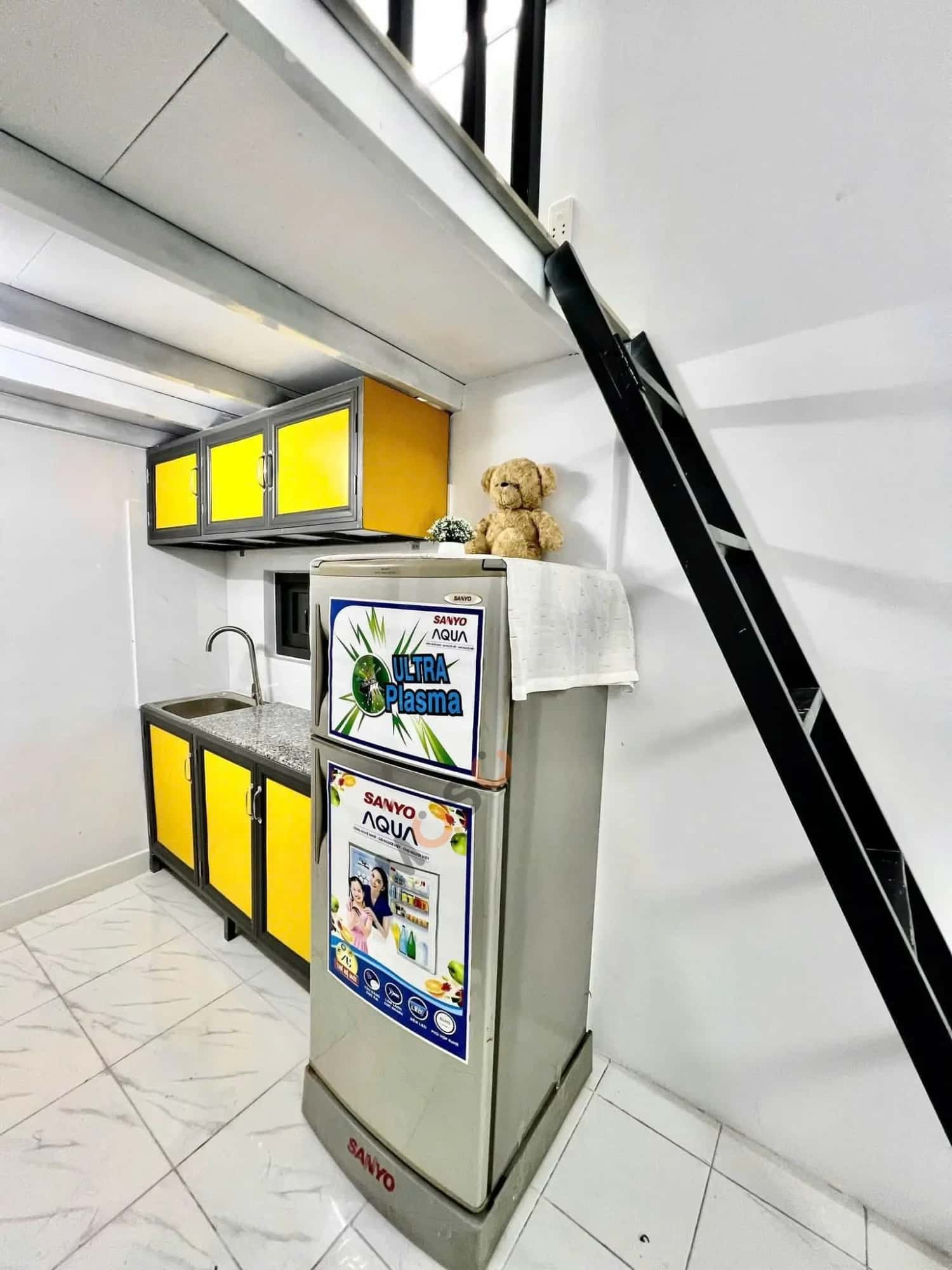 Bán nhà hẻm Nguyễn Gia Trí Quận Bình Thạnh, TP.HCM – 4 phòng ngủ, giá 19 tỷ — Hình 2 Bán nhà hẻm Nguyễn Gia Trí Quận Bình Thạnh, TP.HCM – 4 phòng ngủ, giá 19 tỷ — Hình 2
