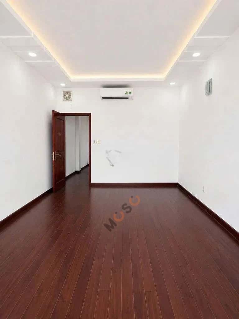Cho thuê nhà mặt tiền Nguyễn Đức Thuận Quận Tân Bình, TP.HCM – 5 phòng ngủ, giá 27 triệu — Hình 2 Cho thuê nhà mặt tiền Nguyễn Đức Thuận Quận Tân Bình, TP.HCM – 5 phòng ngủ, giá 27 triệu — Hình 2