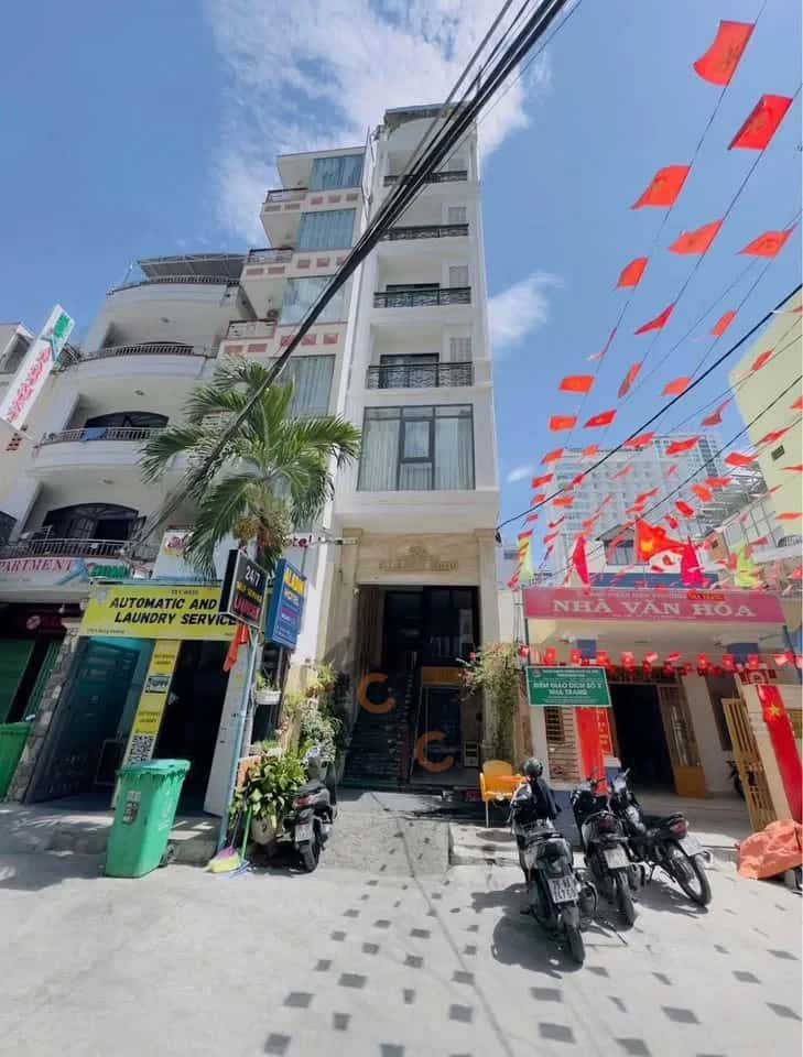 Bán nhà hẻm đường Hùng Vương Thành phố Nha Trang, Khánh Hòa – 18 phòng ngủ, giá 26 tỷ — Hình 2 Bán nhà hẻm đường Hùng Vương Thành phố Nha Trang, Khánh Hòa – 18 phòng ngủ, giá 26 tỷ — Hình 2