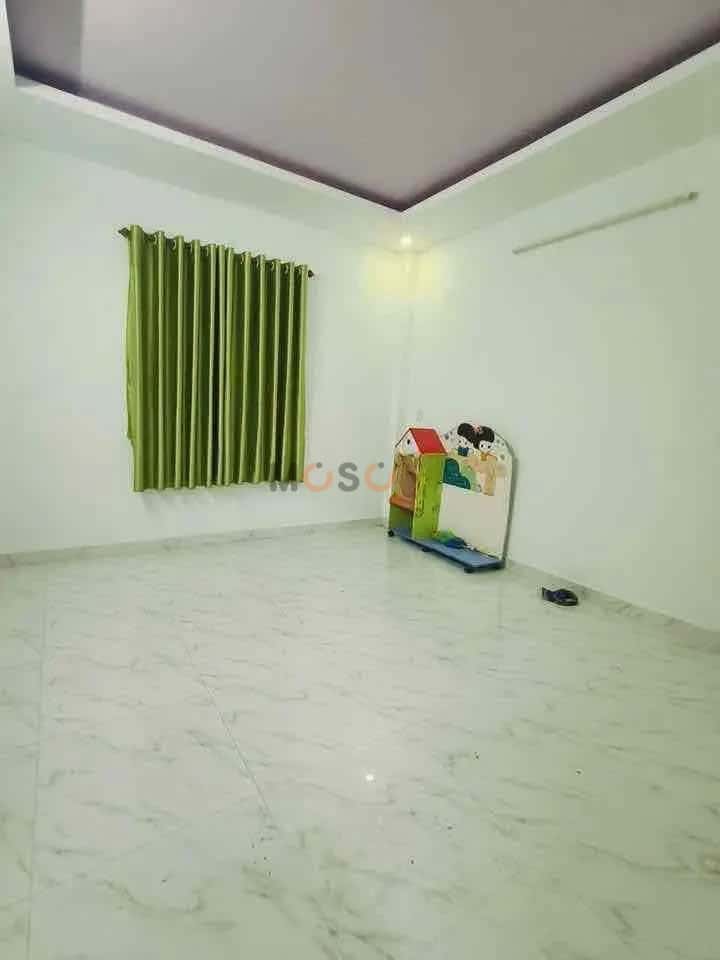 Cho thuê nhà hẻm Đường Trường Lưu Quận 9 cũ, TP.HCM – 3 phòng ngủ, giá 8 triệu — Hình 2 Cho thuê nhà hẻm Đường Trường Lưu Quận 9 cũ, TP.HCM – 3 phòng ngủ, giá 8 triệu — Hình 2