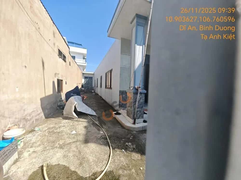 Bán nhà hẻm Đường Số 3 Dĩ An, Bình Dương – giá 5.4 tỷ — Hình 3 Bán nhà hẻm Đường Số 3 Dĩ An, Bình Dương – giá 5.4 tỷ — Hình 3
