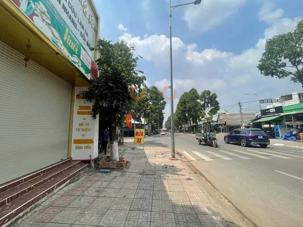 Bán nhà hẻm Bùi Thị Xuân Huyện Phú Giáo, Bình Dương – giá 4 tỷ — Hình 2 Bán nhà hẻm Bùi Thị Xuân Huyện Phú Giáo, Bình Dương – giá 4 tỷ — Hình 2