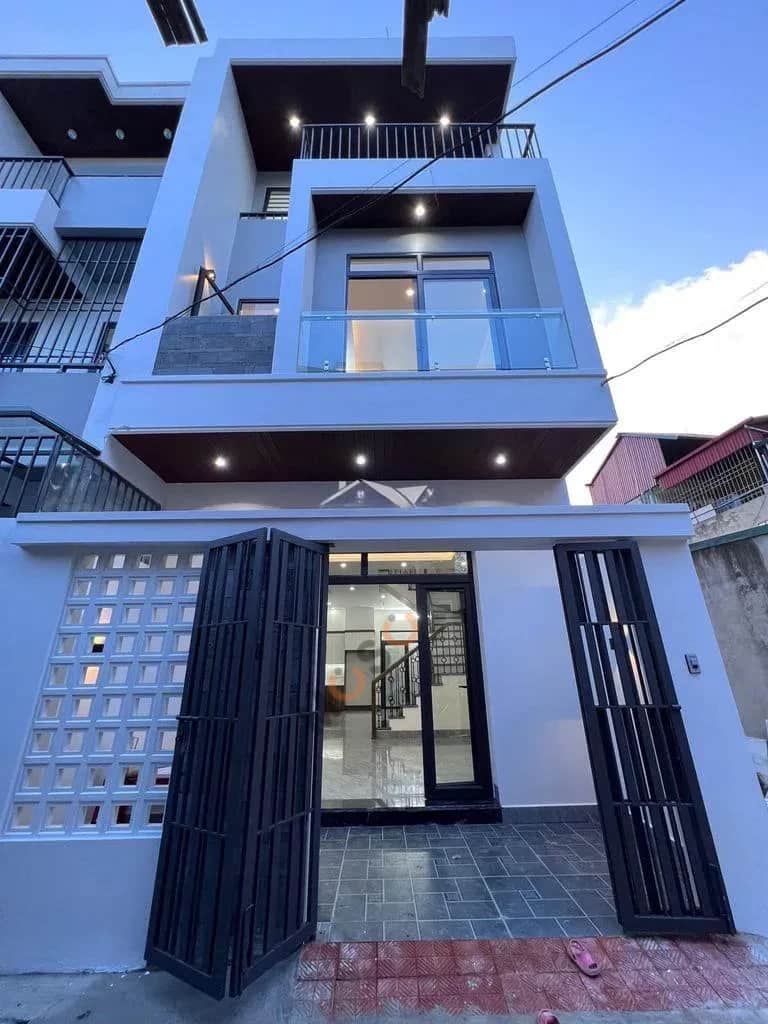 Cho thuê nhà mặt tiền Hồ Đắc Di Quận Tân Phú, TP.HCM – 5 phòng ngủ, giá 15 triệu Cho thuê nhà mặt tiền Hồ Đắc Di Quận Tân Phú, TP.HCM – 5 phòng ngủ, giá 15 triệu