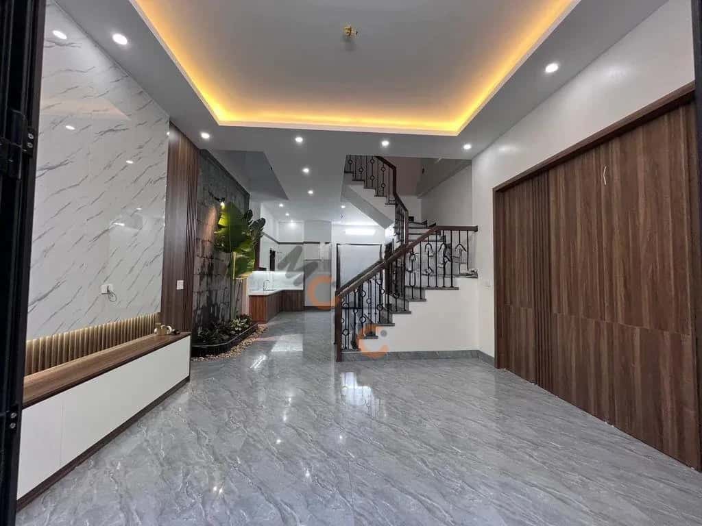Cho thuê nhà mặt tiền Hồ Đắc Di Quận Tân Phú, TP.HCM – 5 phòng ngủ, giá 15 triệu — Hình 2 Cho thuê nhà mặt tiền Hồ Đắc Di Quận Tân Phú, TP.HCM – 5 phòng ngủ, giá 15 triệu — Hình 2