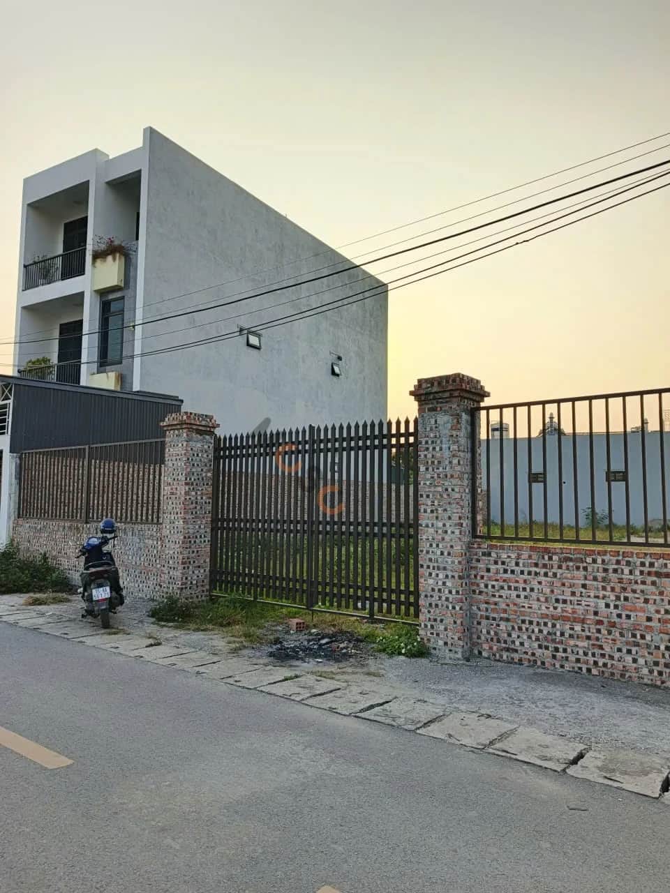 Bán đất Thôn 3 Thành phố Thuỷ Nguyên, TP. Hải Phòng – giá 32 tỷ Bán đất Thôn 3 Thành phố Thuỷ Nguyên, TP. Hải Phòng – giá 32 tỷ